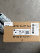 Yeezy Boost 700 Inertia Sz. 4
