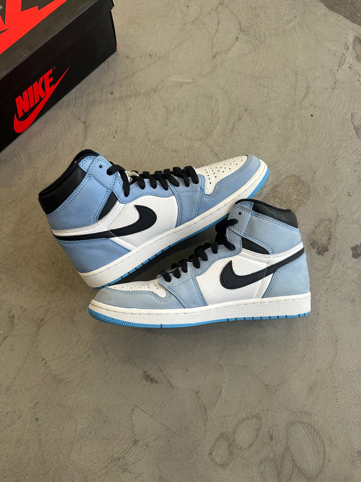 Jordan 1 University Blue Sz. 7Y