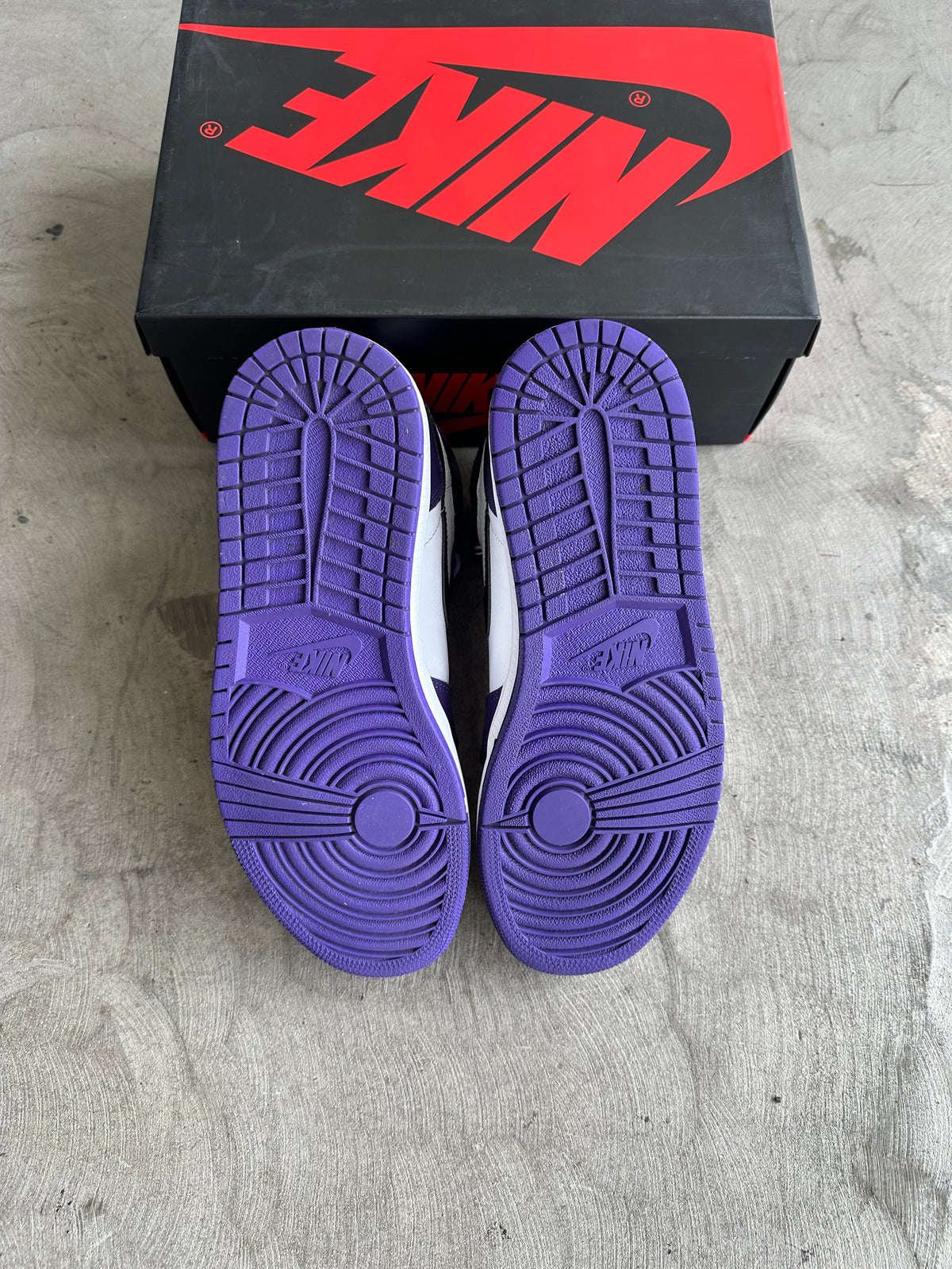 Jordan 1 Court Purple 2.0 Sz. 9.5