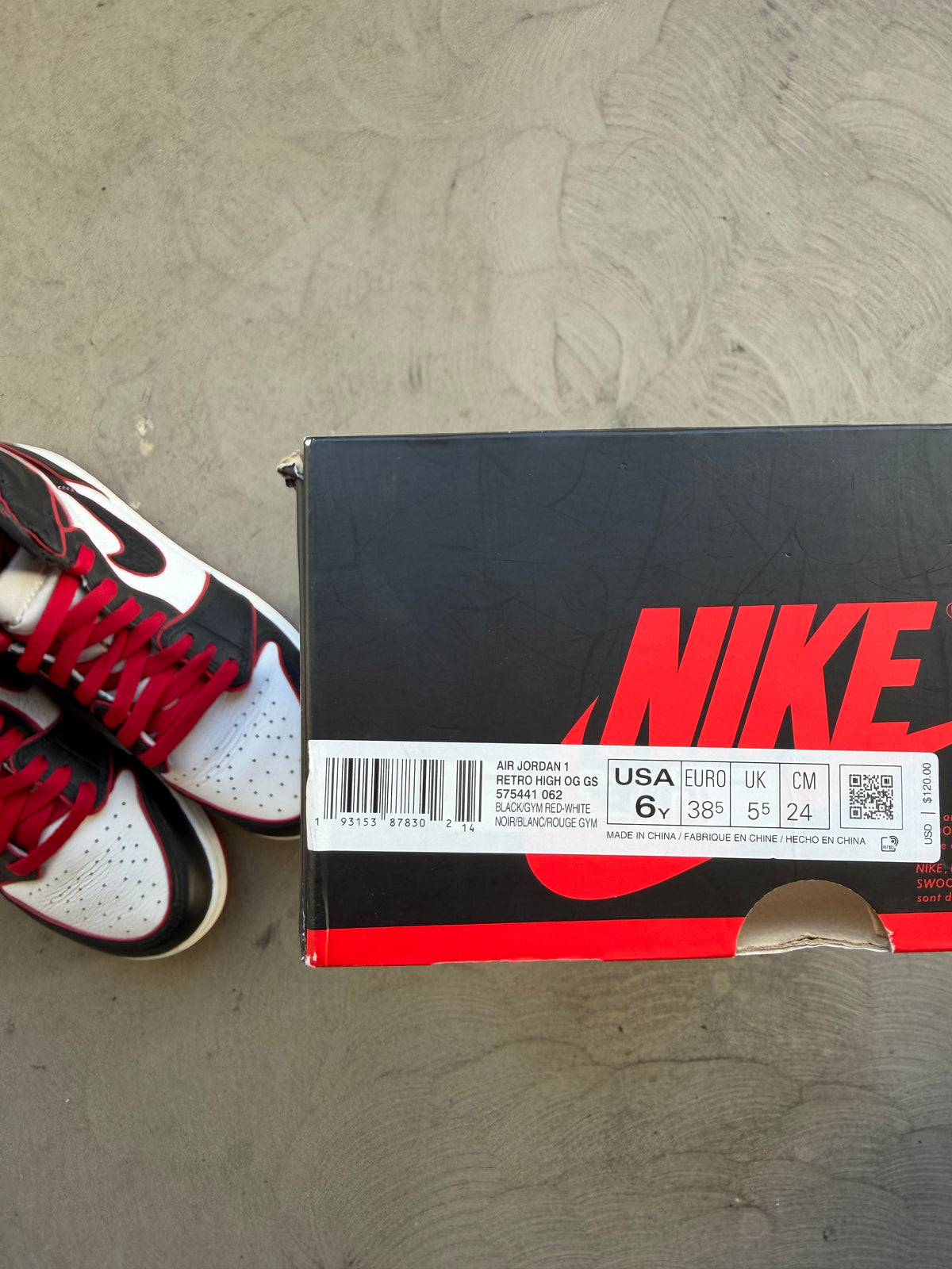 Jordan 1 Bloodline Sz. 8Y