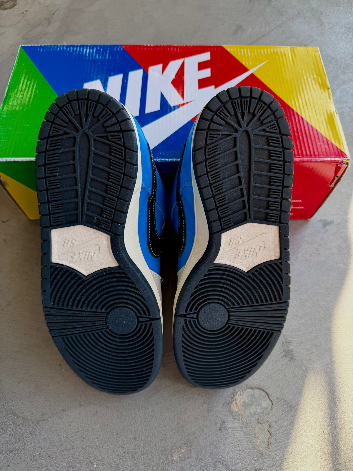 Nike SB Dunk Low Instant Skateboards Sz. 7.5