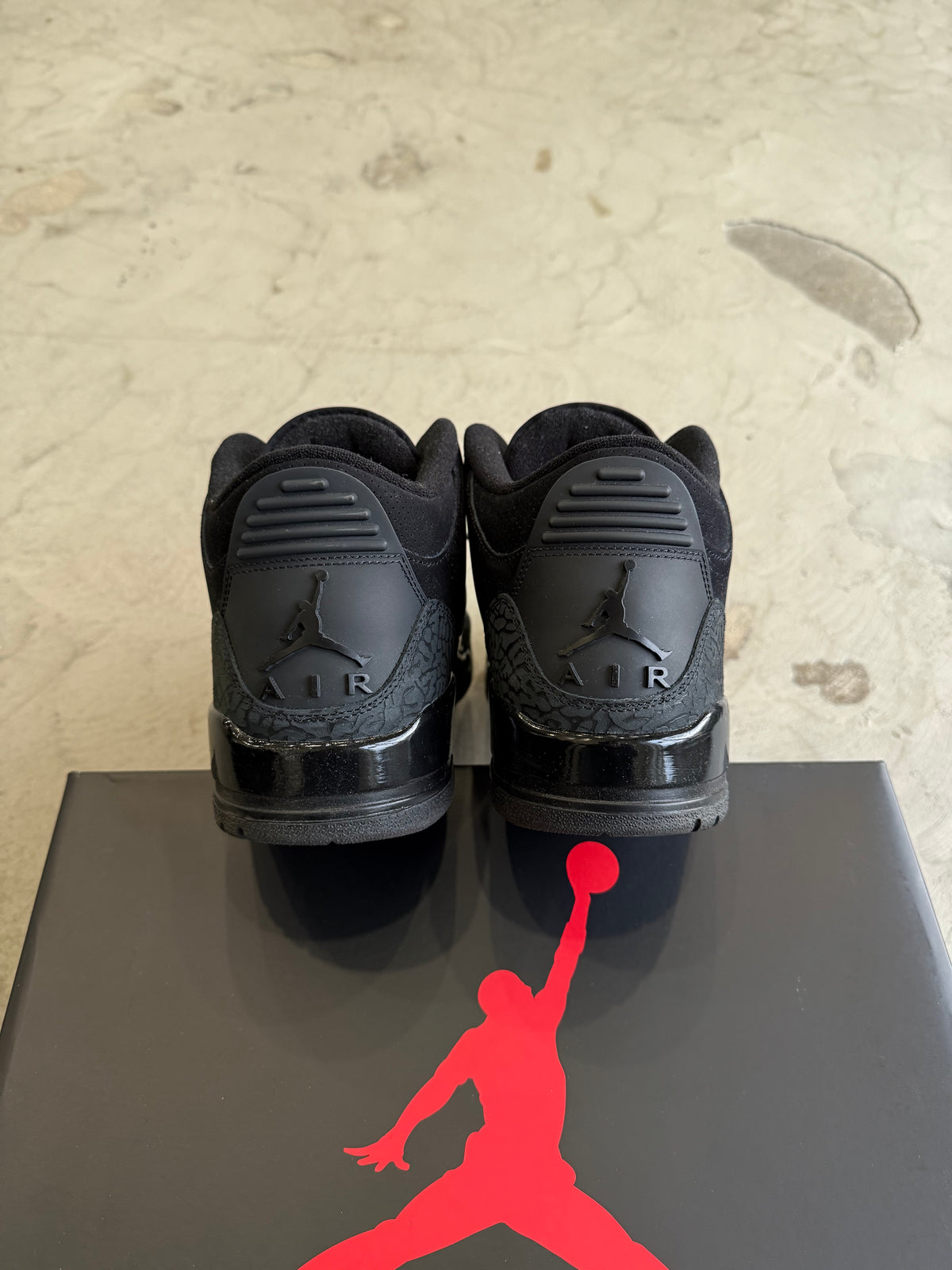Jordan 3 Black Cat Sz. 14