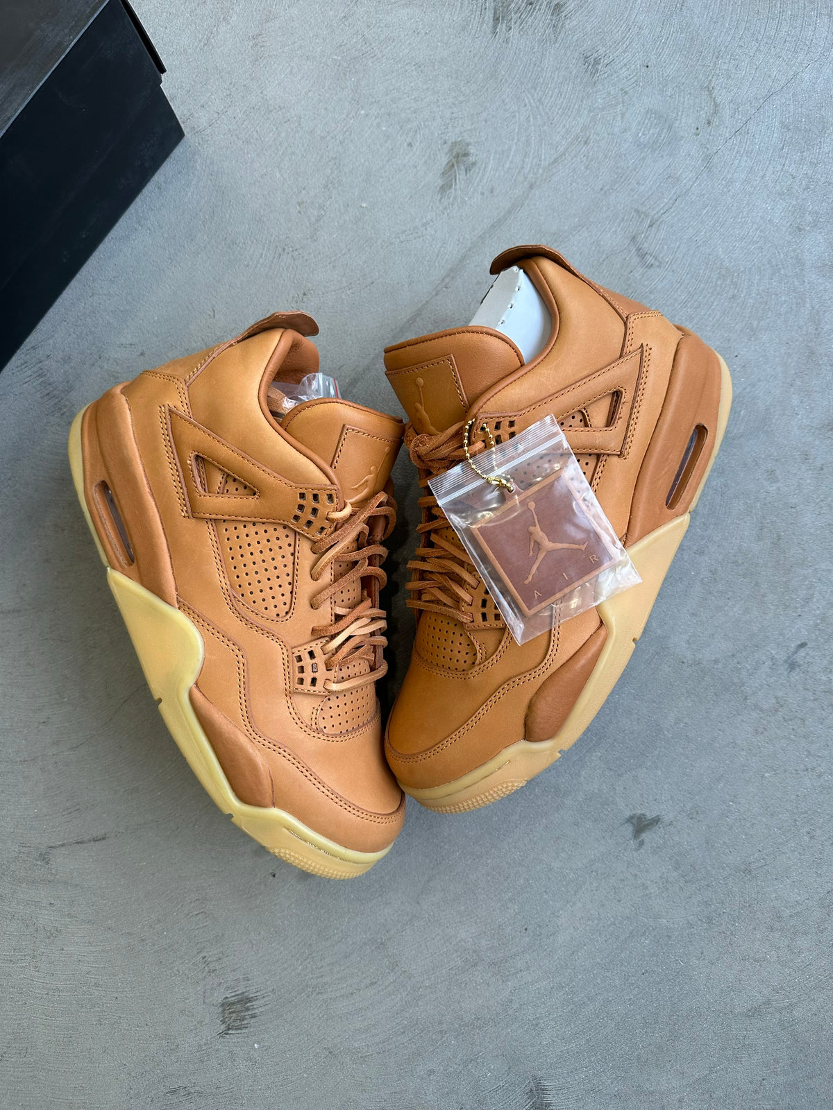Jordan 4 Ginger Wheat Sz. 8.5