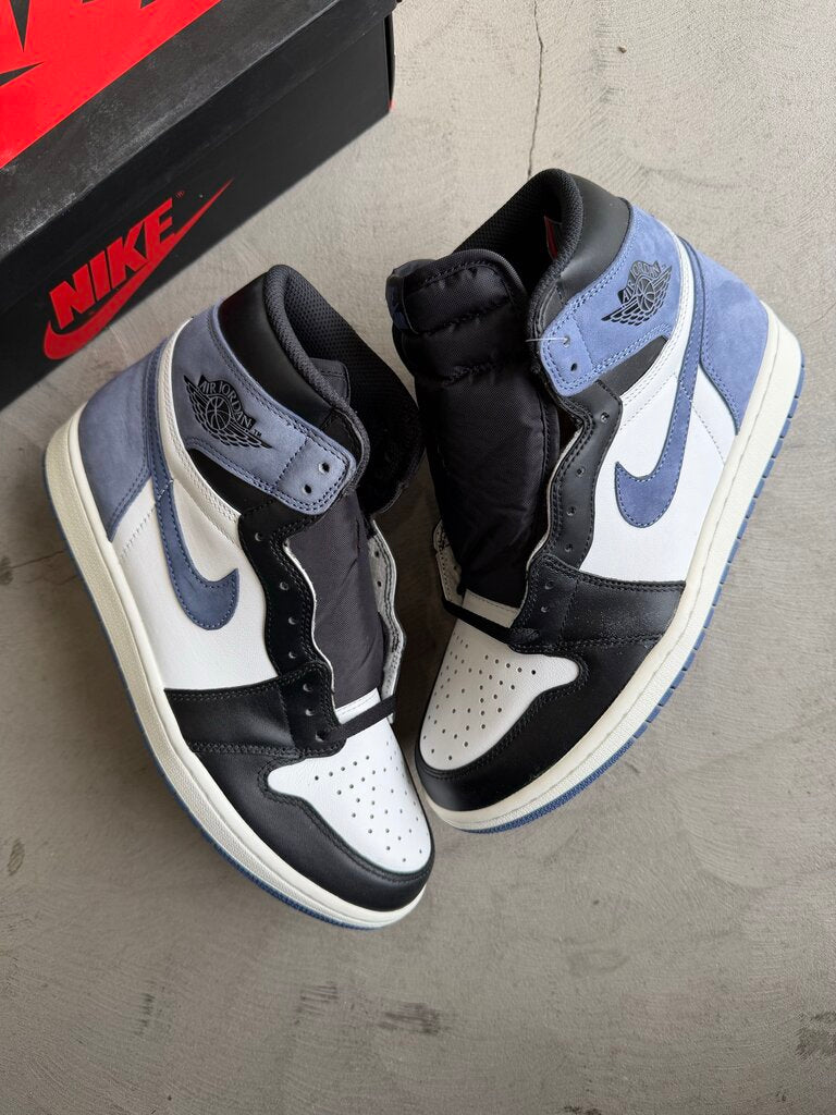 Jordan 1 Blue Moon Sz. 9