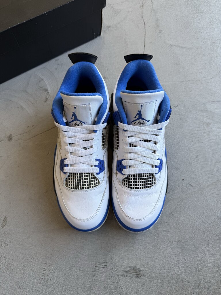 Jordan 4 Motorsport sz 7Y