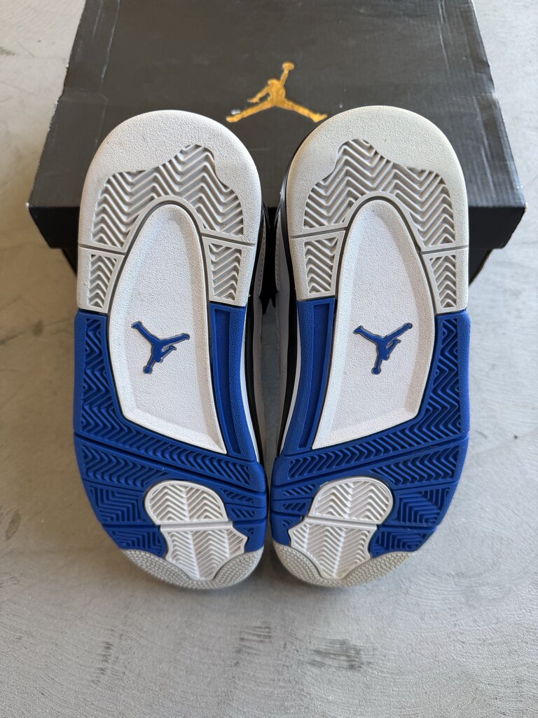 Jordan 4 Motorsport sz 7Y
