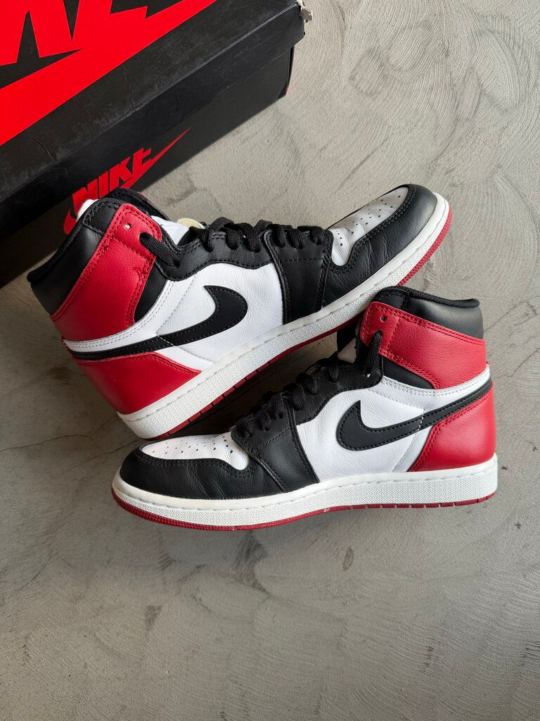 Jordan 1 Black Toe Sz. 9