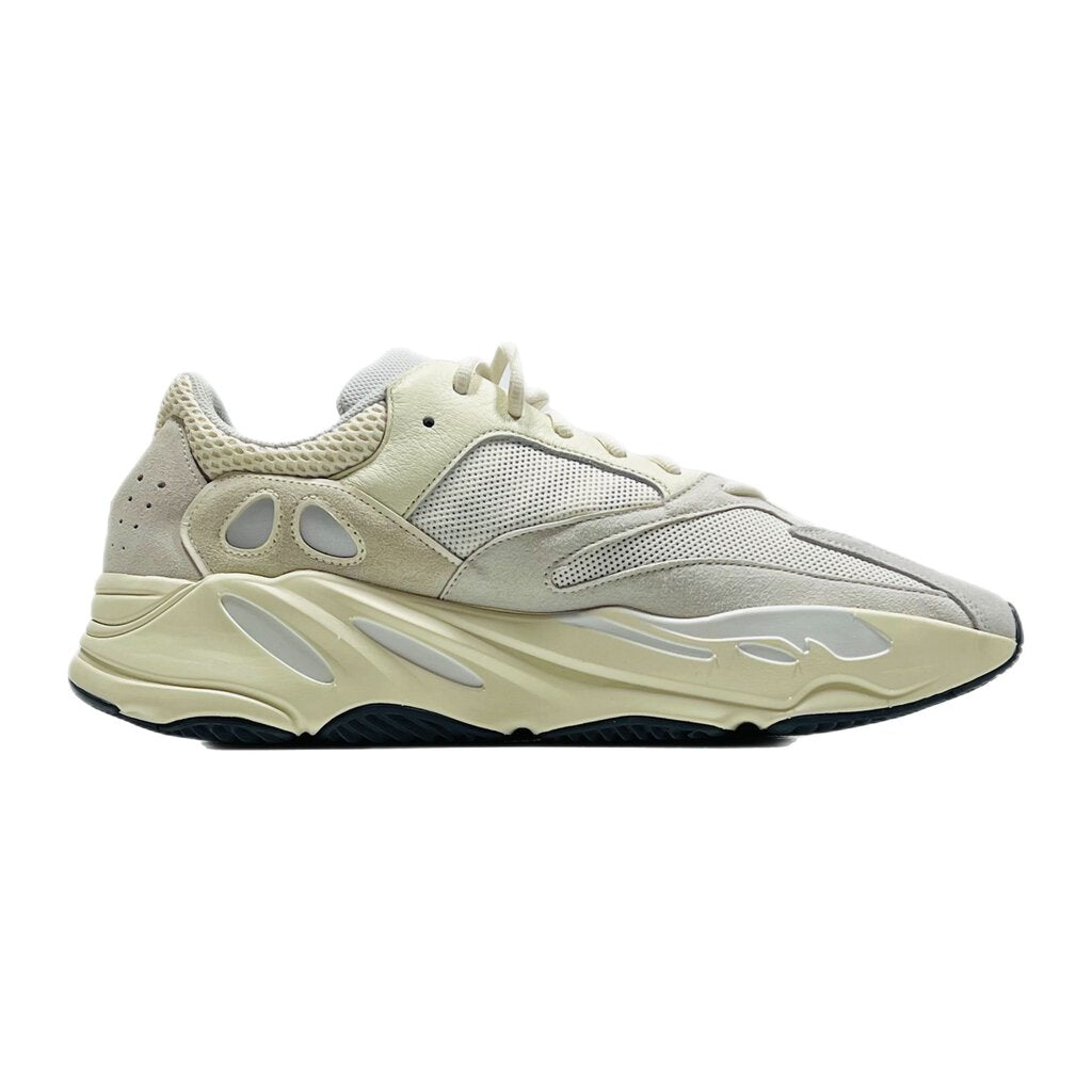 Yeezy 700 Cream Sz 16