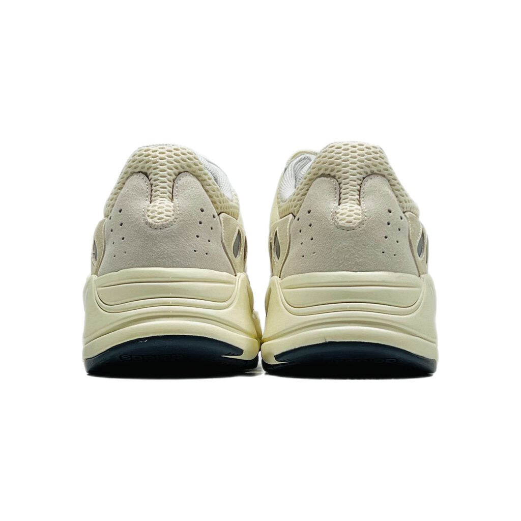 Yeezy 700 Cream Sz 16
