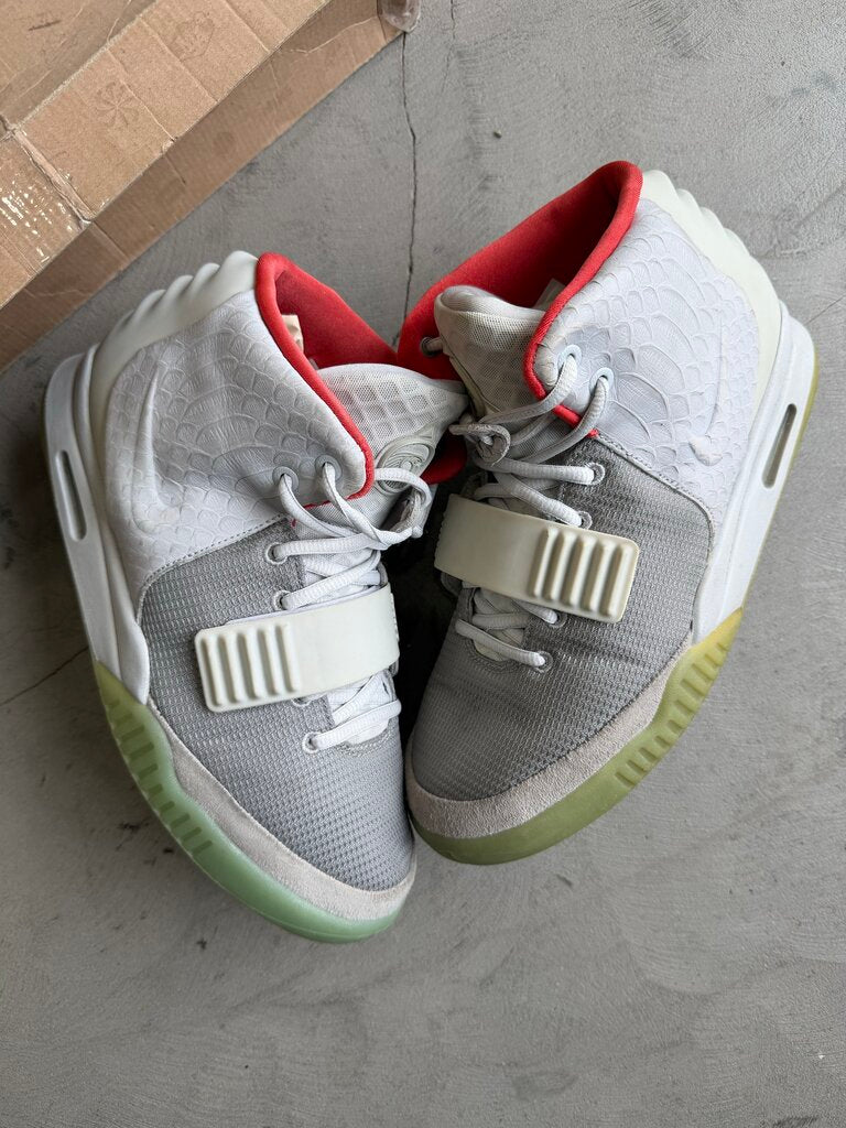 Nike Air Yeezy 2 Pure Platinum Sz. 10
