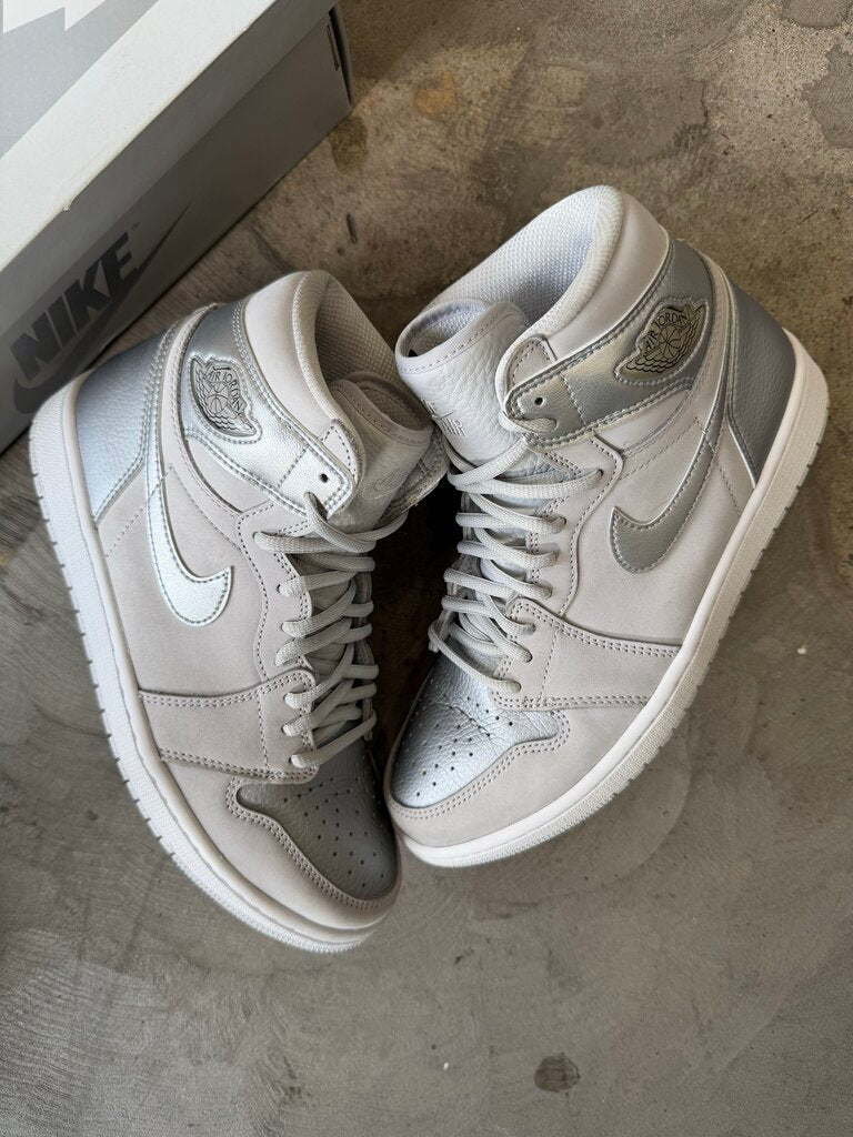 Jordan 1 Co.Jp Metallic Sz. 9.5