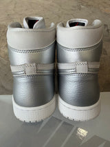 Jordan 1 Co.Jp Metallic Sz. 9.5