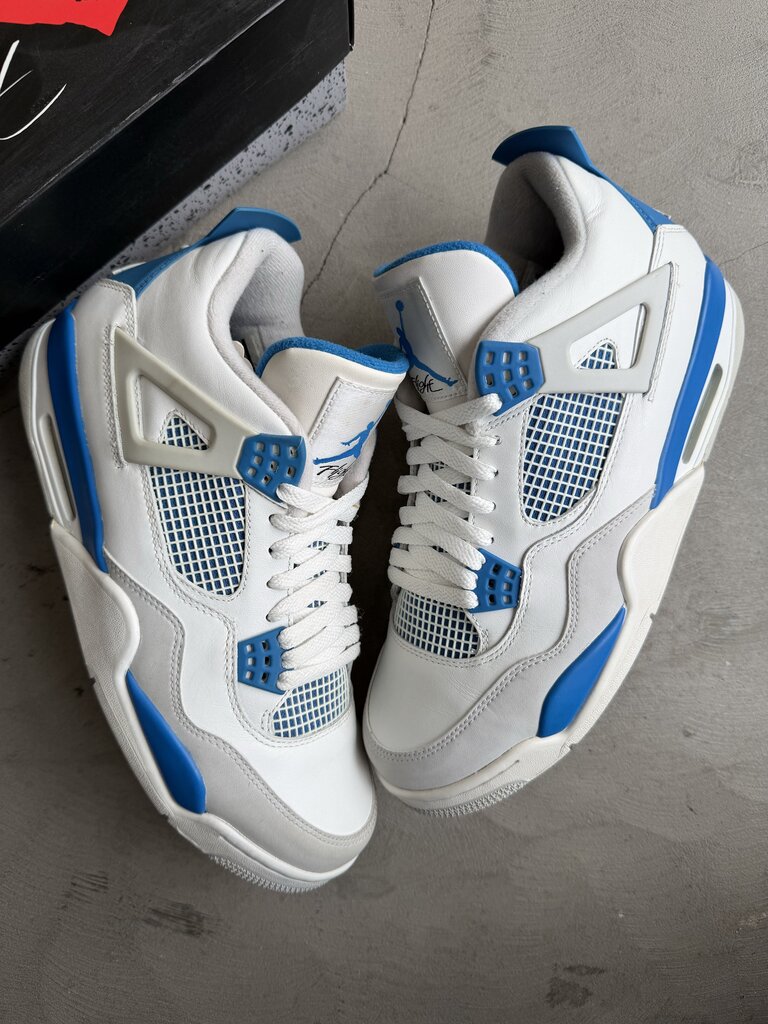 Jordan 4 Military Blue Sz. 10.5
