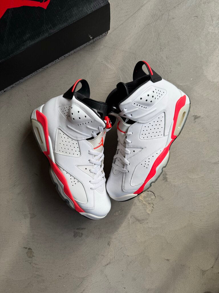 Jordan 6 White Infrared Sz. 9.5