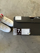 Jordan 5 Fire Red Sz. 7Y
