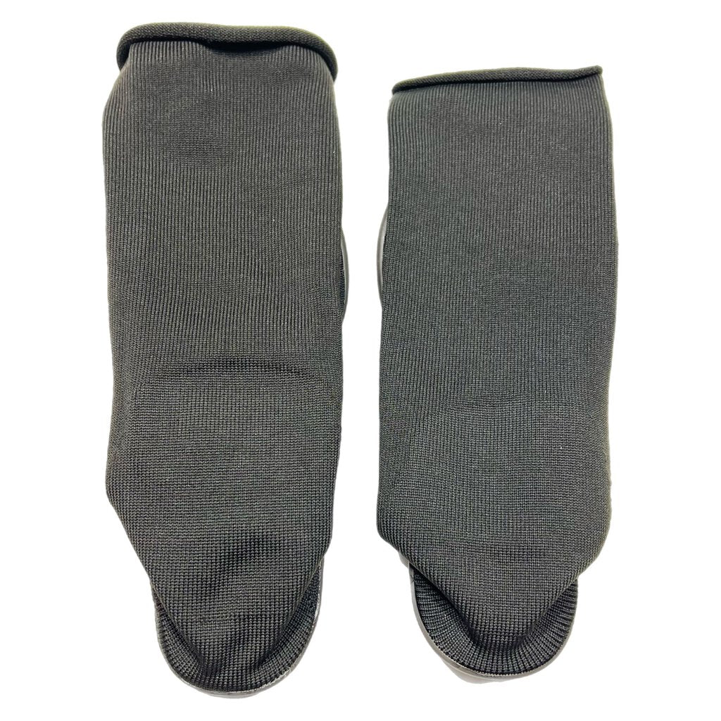 Yeezy Pod Black Sz. 2