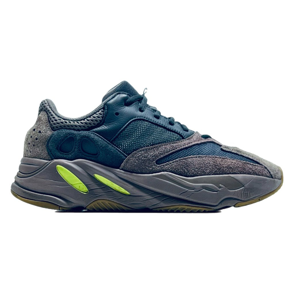 Yeezy 700 Boost Muave Sz .10