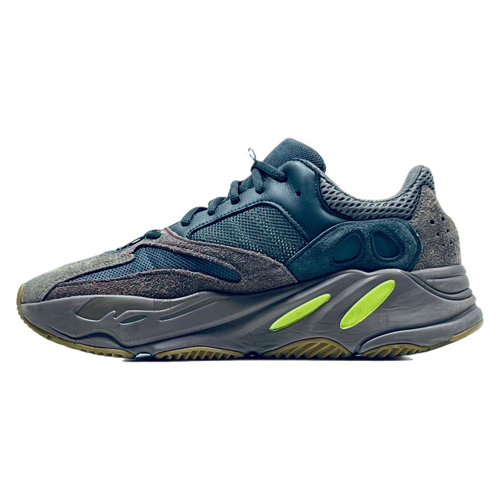 Yeezy 700 Boost Muave Sz .10