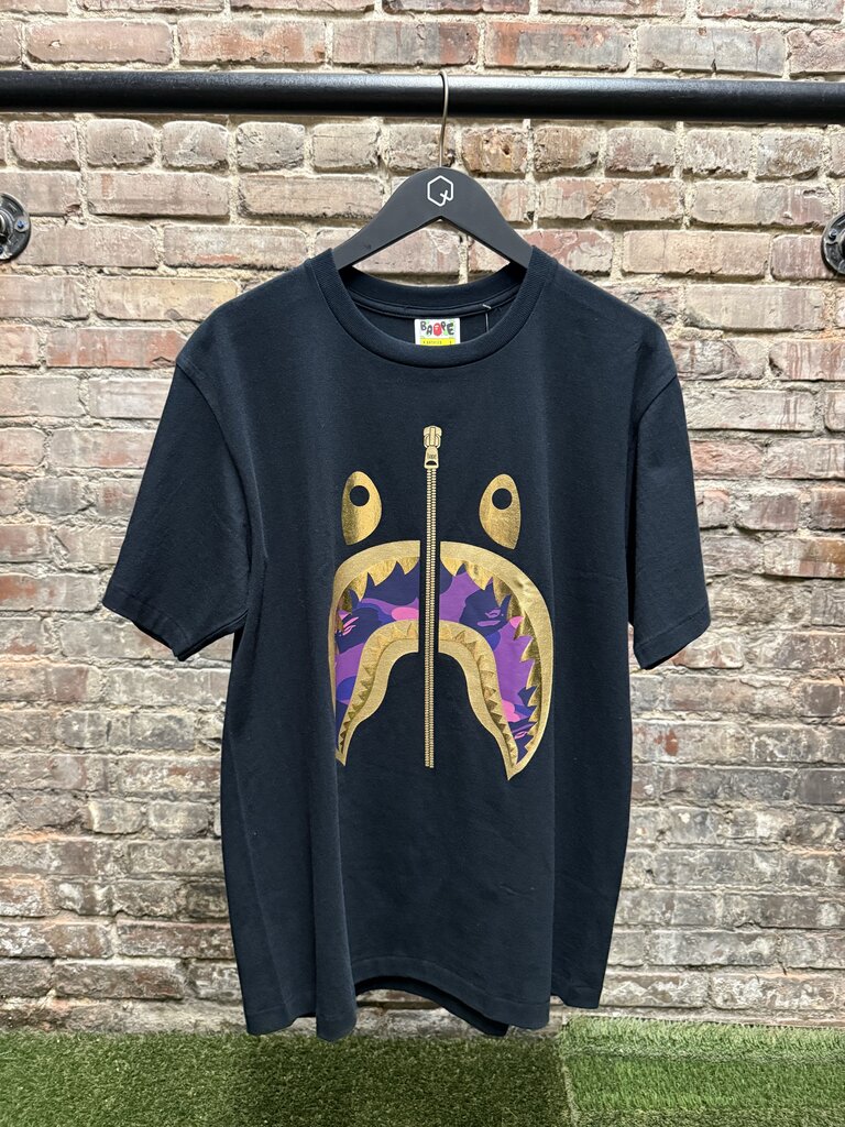 BAPE Color Camo Purple Shark Black Sz. L
