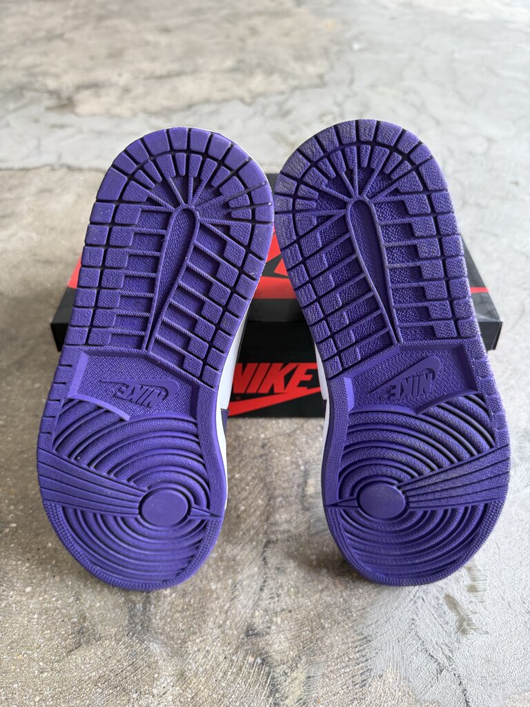 Jordan 1 Court Purple 2.0 Sz. 9.5
