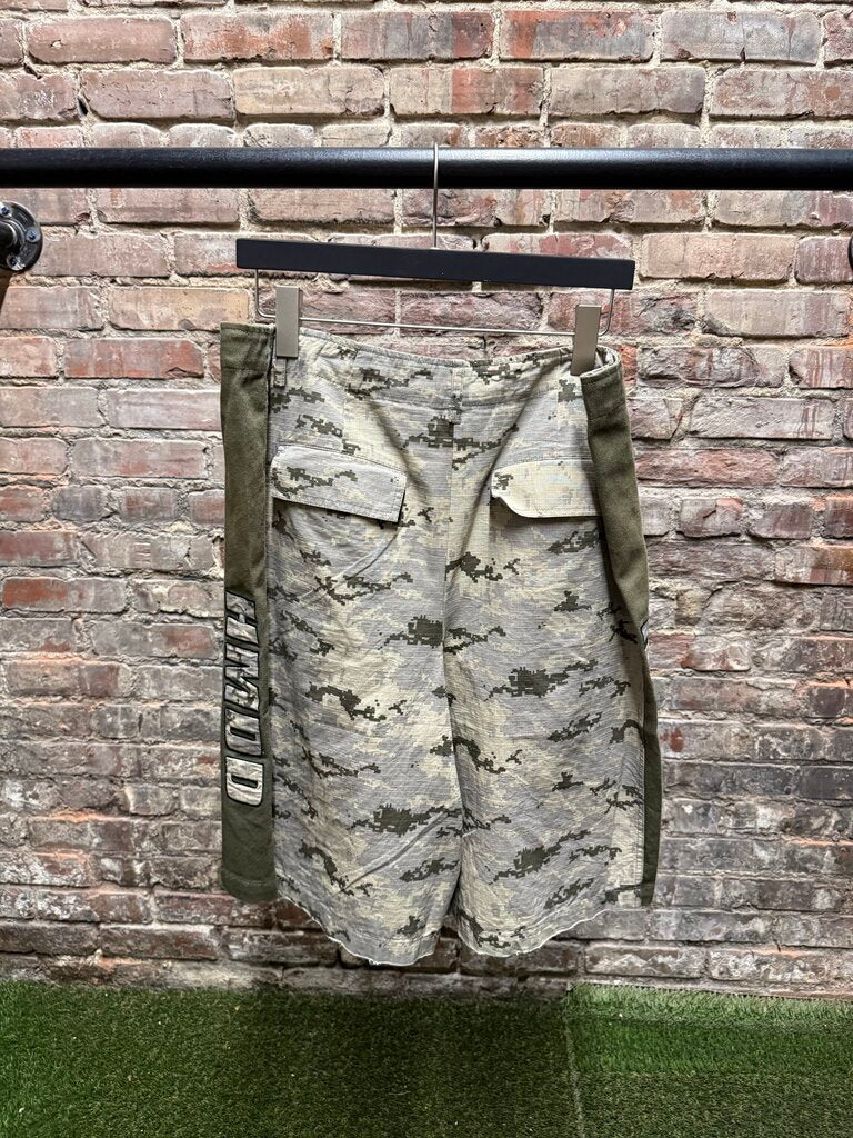 HMDD Utility Camo Shorts Sz. M