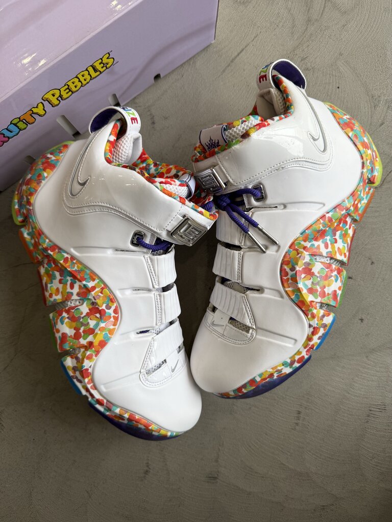 Nike Lebron 4 Fruity Pebble Sz.10.5