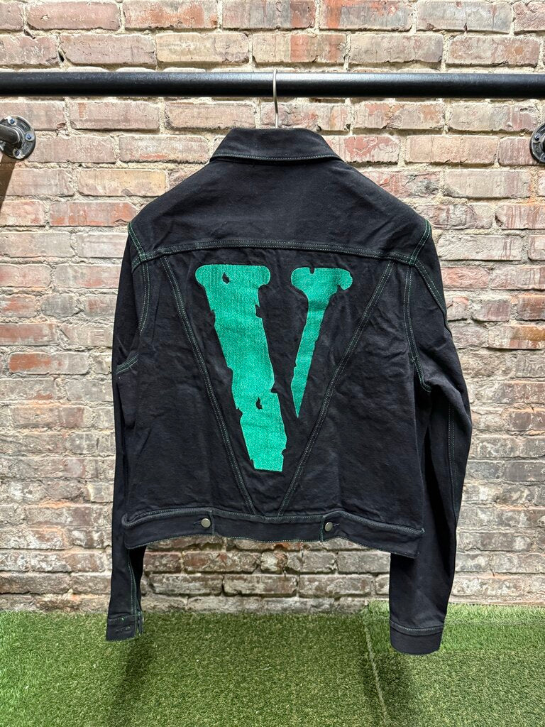 Vlone X Friends Black/ Green Sz. L