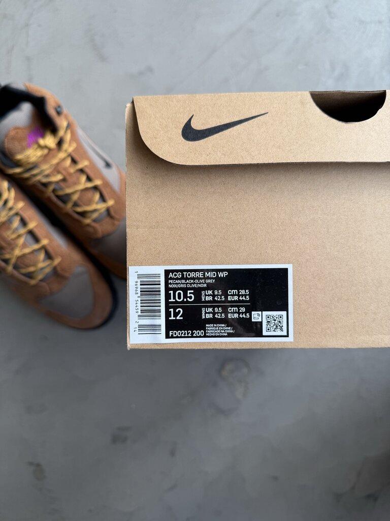 NIke ACG. Torre Mid Sz. 10.5