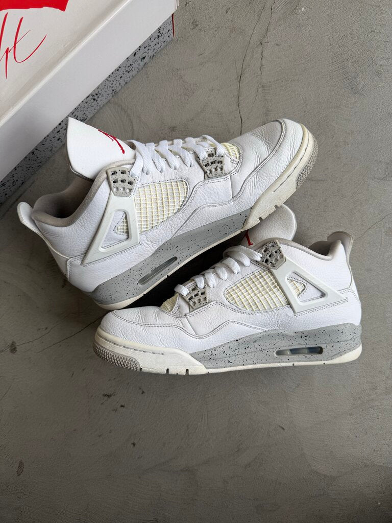 Jordan 4 White Oreo Sz. 10
