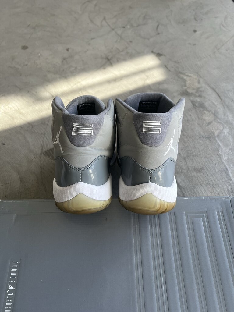 Jordan 11 Cool Grey Sz. 10