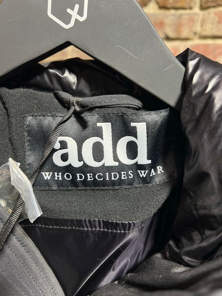 Who Decides War x Add Down Parka Sz. L