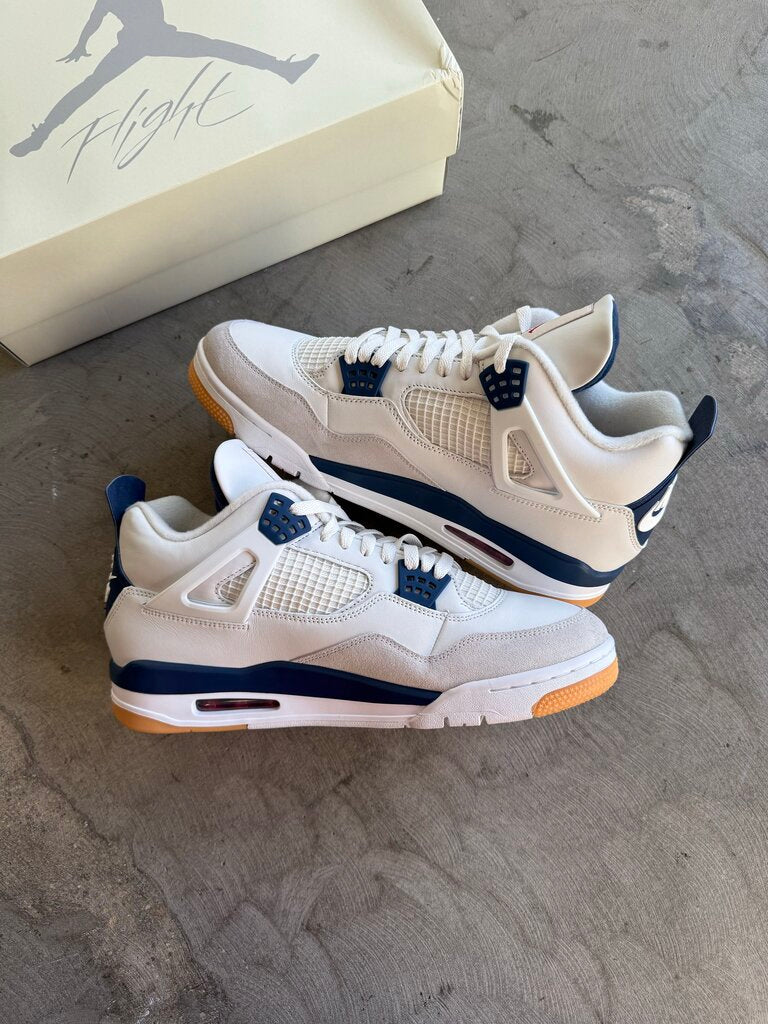 Jordan 4 SB Navy Sz. 13