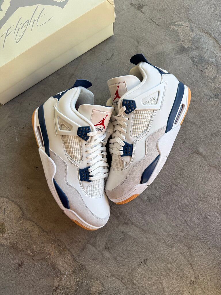 Jordan 4 SB Navy Sz. 13