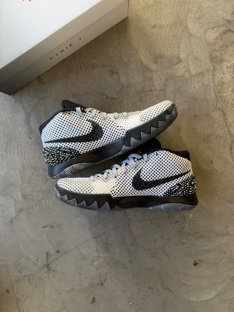 Kyrie 1 BHM Sz. 10