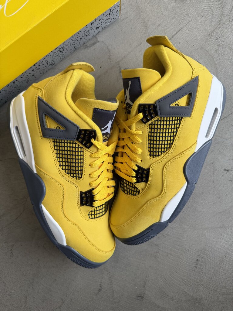 Jordan 4 Lightning Sz. 11