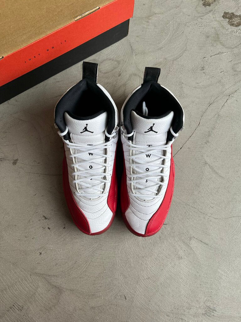 Jordan 12 Cherry Sz. 9.5