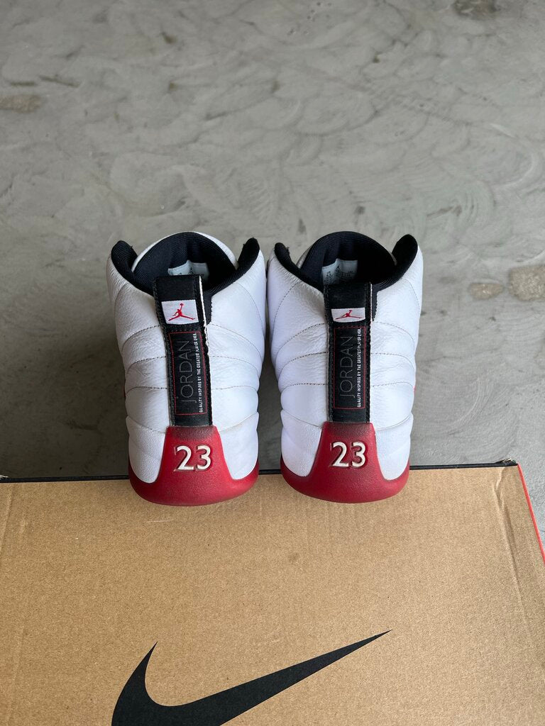 Jordan 12 Cherry Sz. 9.5