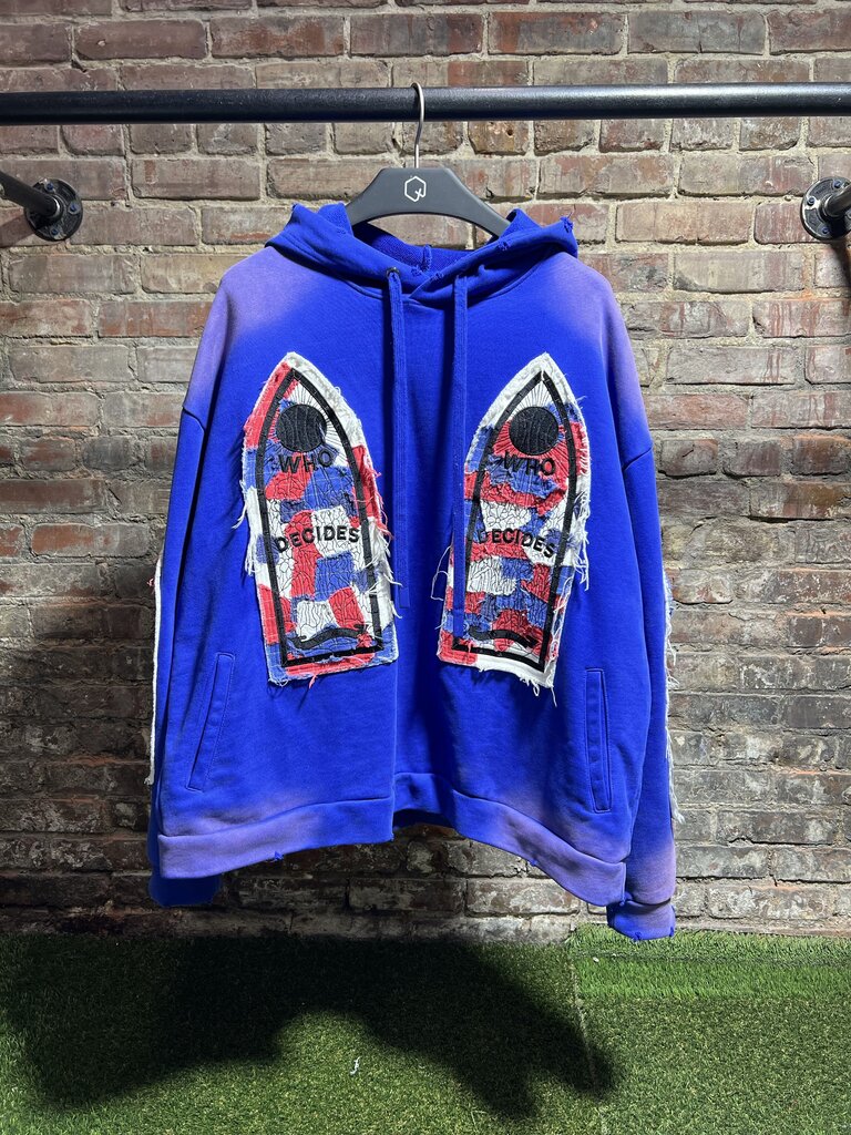 Who Decides War Window Pain Hoodie Blue Sz. XL