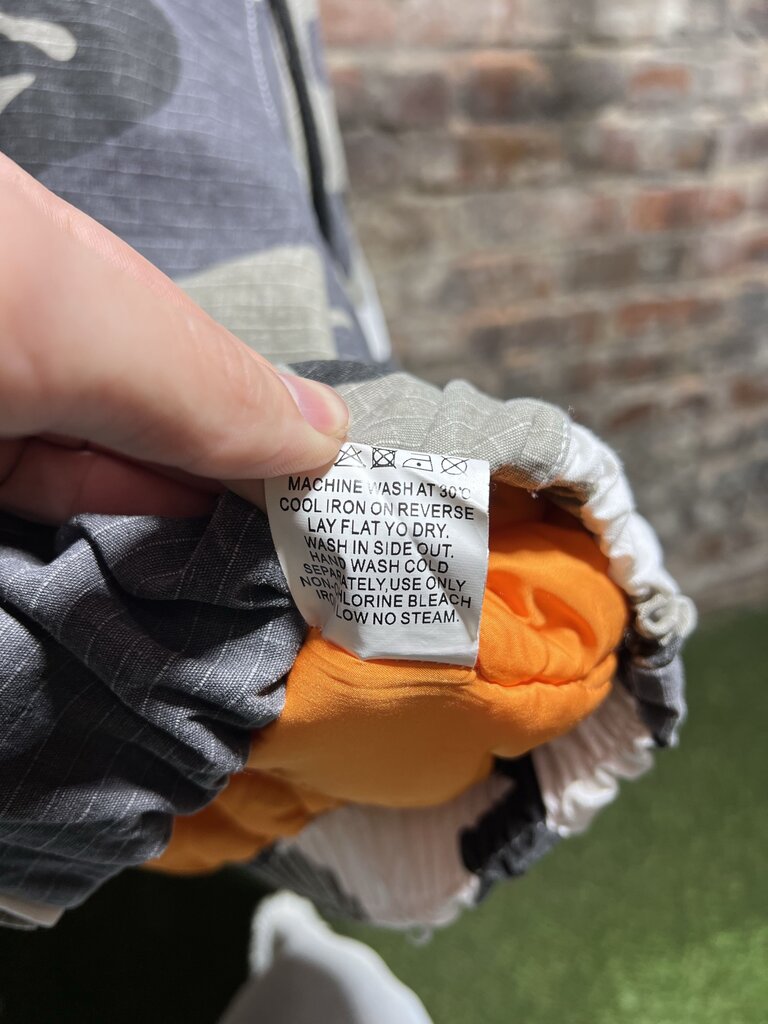 Gv Gallery Camo Hooded Flight Jacket Sz. M