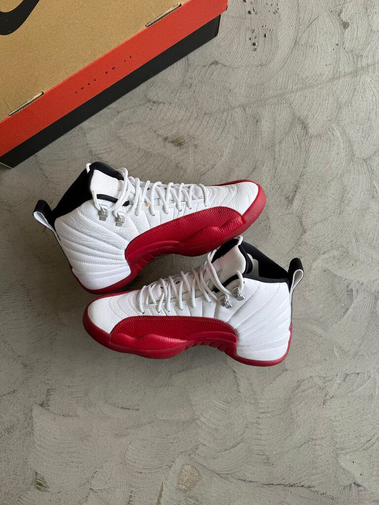 Jordan 12 Cherry Sz. 8
