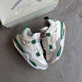 Jordan 4 SB Pine Green Sz. 8.5