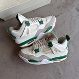 Jordan 4 SB Pine Green Sz. 8.5