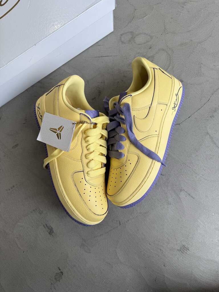 Nike Kobe Air Force 1 Sz. 14
