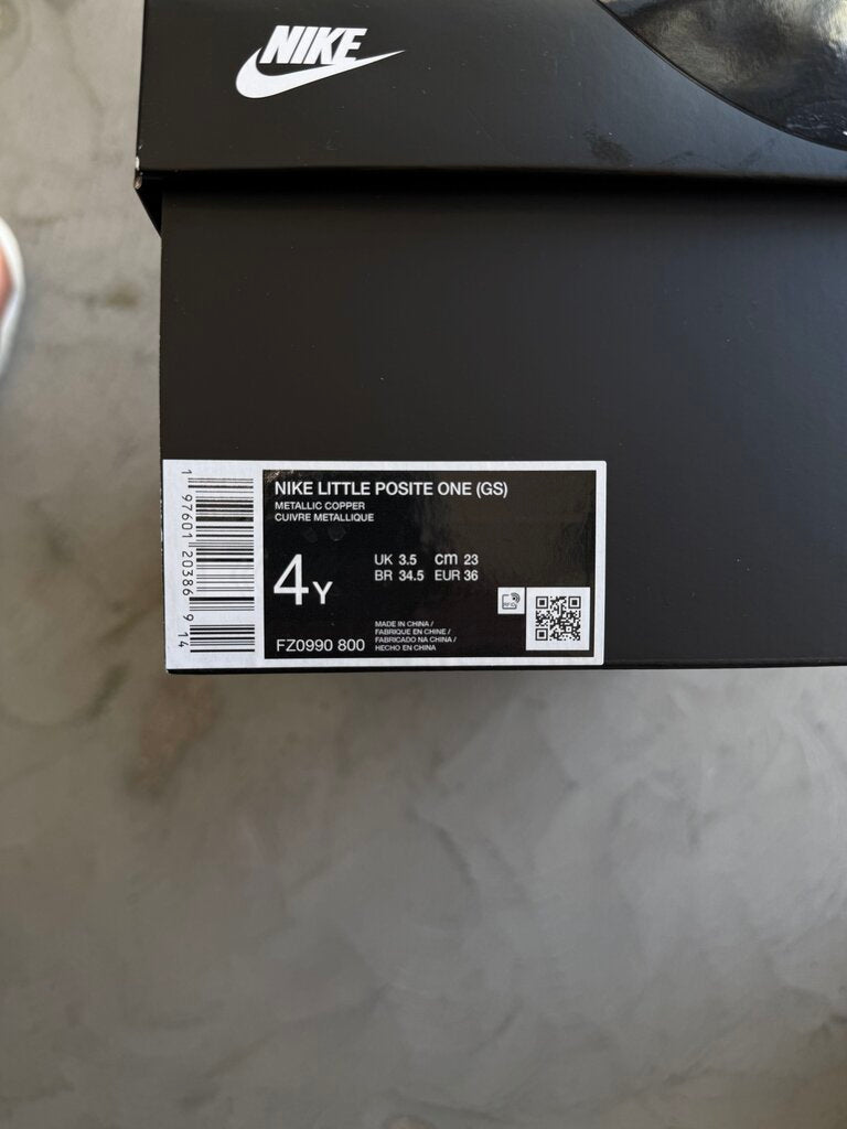 NIke Copper Foamposite Sz. 4Y
