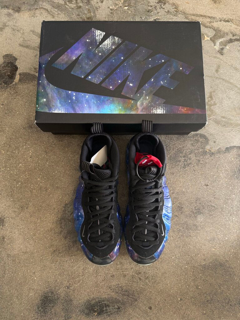 Nike Galaxy Foamposite Sz. 8.5