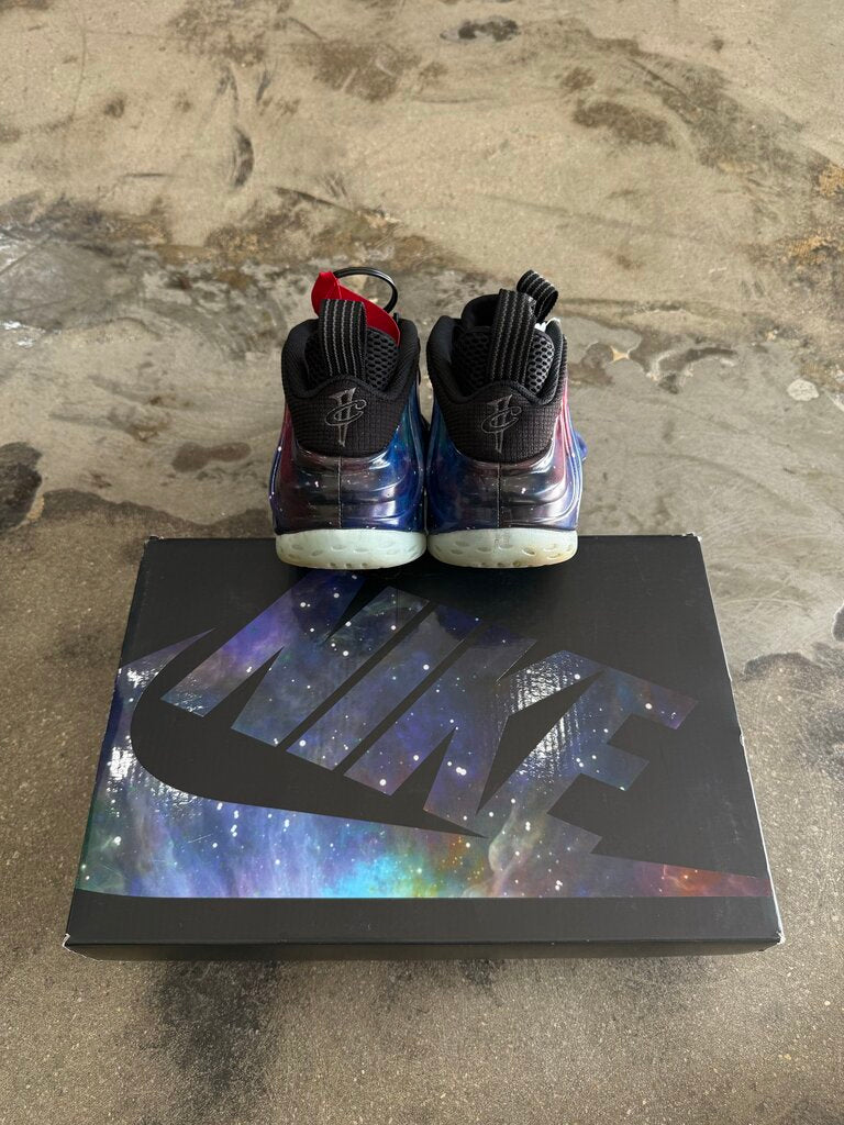Nike Galaxy Foamposite Sz. 8.5