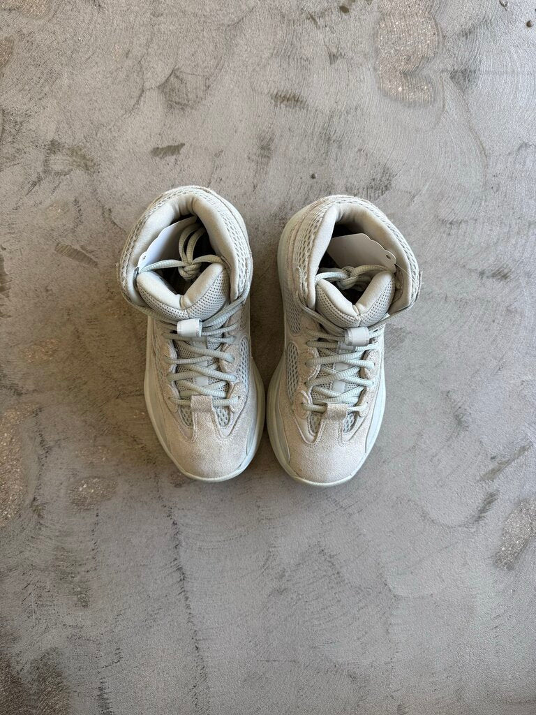 YZY DSRT Boot Salt Sz. 5M |No Box