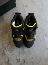 Jordan 4 Thunder Sz. 6.5Y