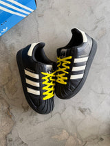 PW SuperStar Black/White Sz. 12 M