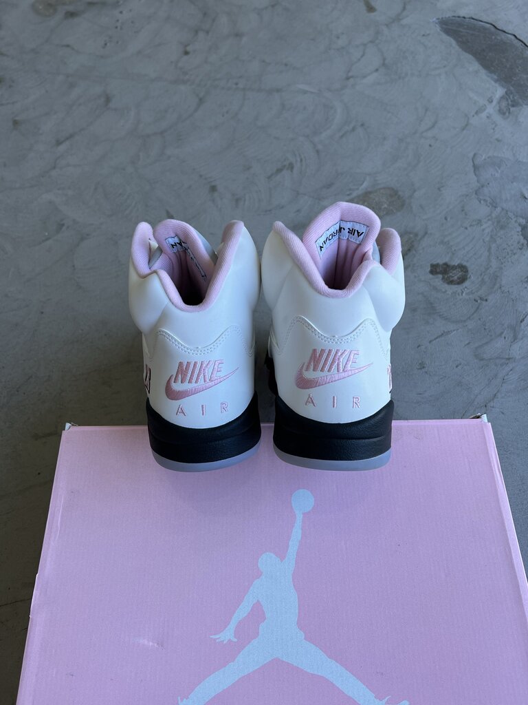 Jordan 5 Soft Pink Sz. 13